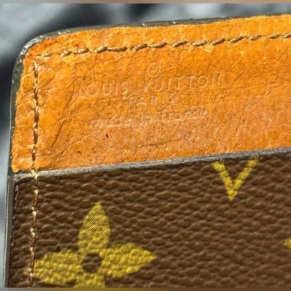 Louis Vuitton vintage card holder - Picture 4 of 10